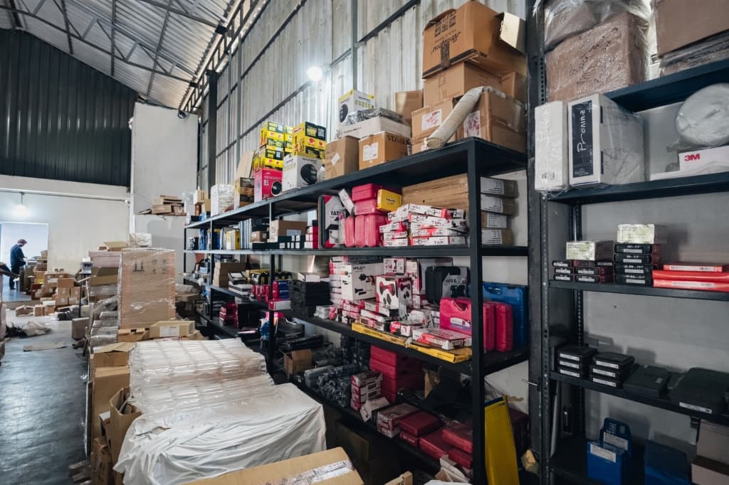 Hexamech Linich Tools Warehouse Aisle